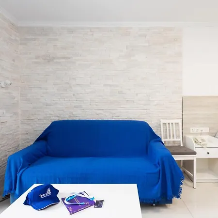 Listen The Stars 505 - Cristianos 4*